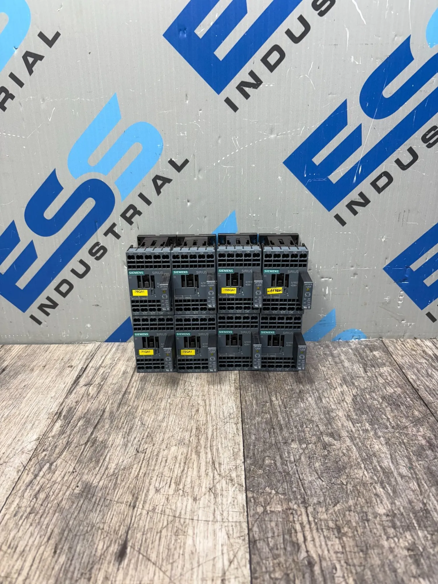 USED SIEMENS 3RT2015-2BB42