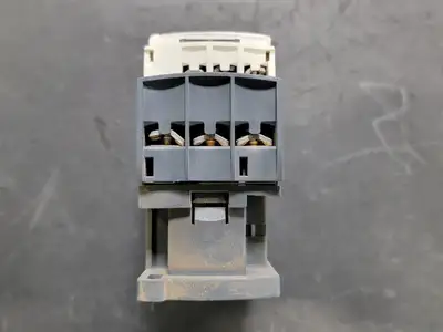 USED SCHNEIDER ELECTRIC LC1D25G7