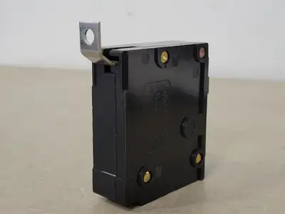 USED EATON M-1640