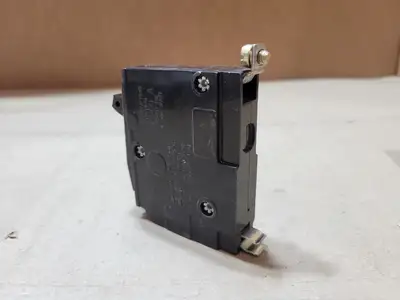 Used SQUARE D QOB130 Switchgears British Columbia CA | Lenmark #1486888