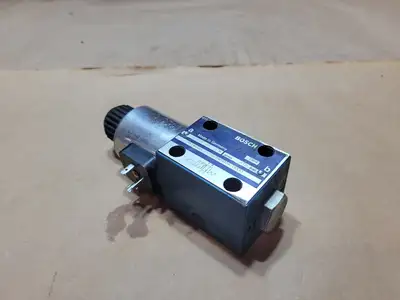 Used BOSCH 0-810-091-278 Parts (Hydraulics and Pneumatics) British Columbia CA | Lenmark #1440824