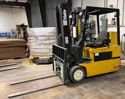 Used YALE ERP040TGN36TE082 4-Wheel Sit down Electric Counterbalance Forklifts British Columbia CA | Steep Hill Equipment Solutions #1266471