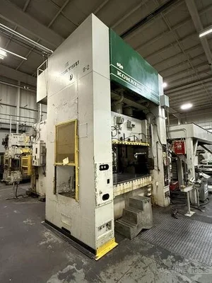 USED 1990 KOMATSU E2G-300U