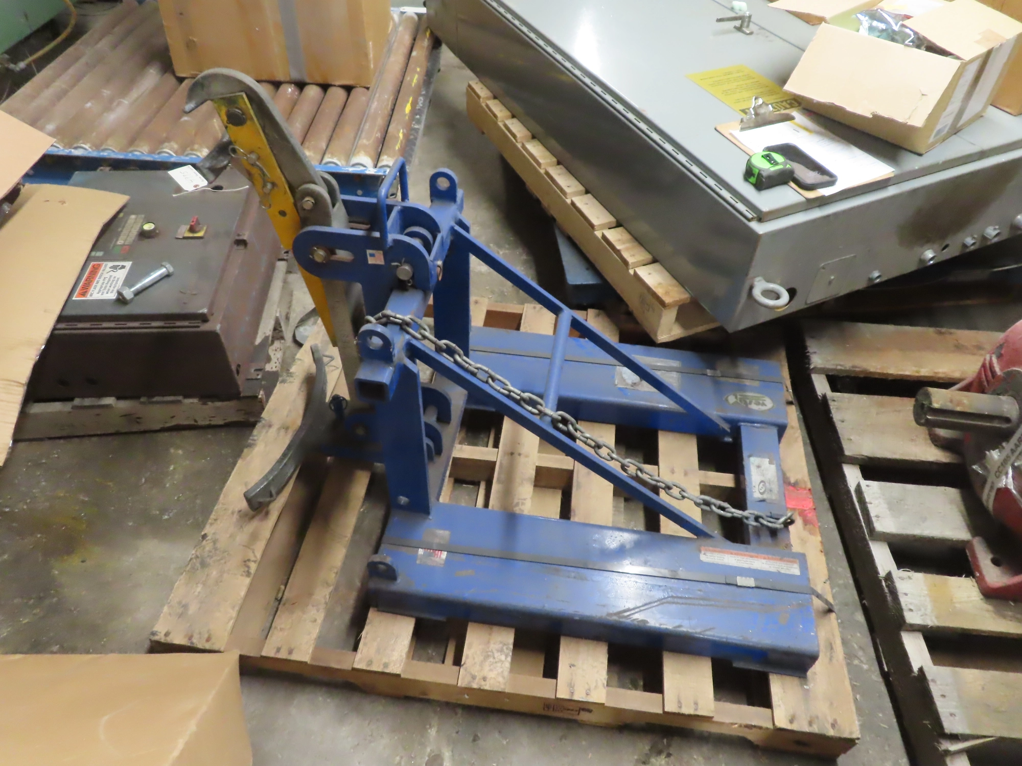 Vestil Drum Grabber
