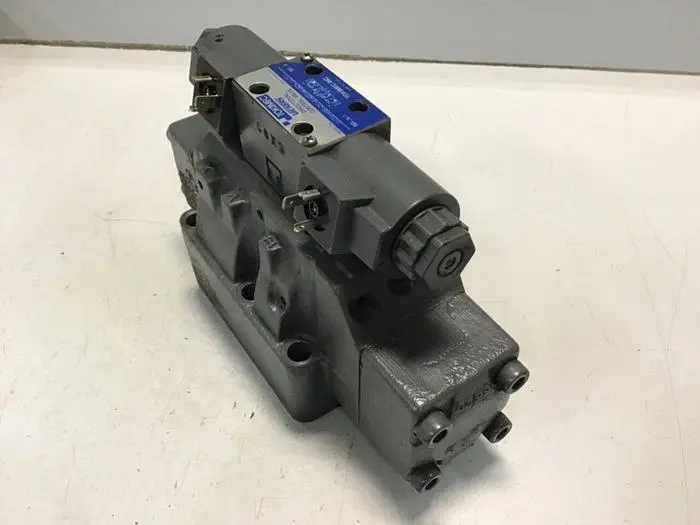 Used TOKIMEC DG5V-H8-2C-E-U7-H-82-JA277 Valves/Fittings Michigan US | Ideal Machinery #589675
