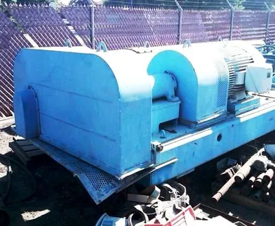 Humboldt B3-3 decanter centrifuge, CS.