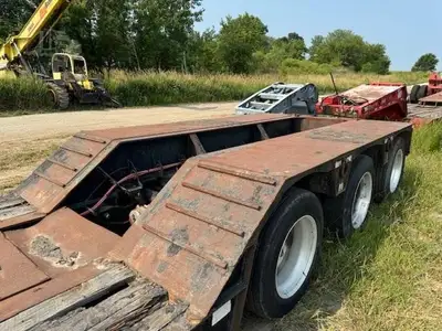 Used 2015 PROLINE _UNKNOWN_ Lowboy Trailers Iowa US | Kading Ag #1501624