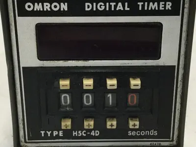 USED OMRON H5C-4D
