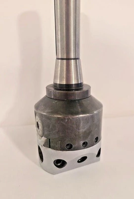 Used Bridgeport Bridgeport R8 2300 Milling Cutters California US | Amiron Machinery #745637