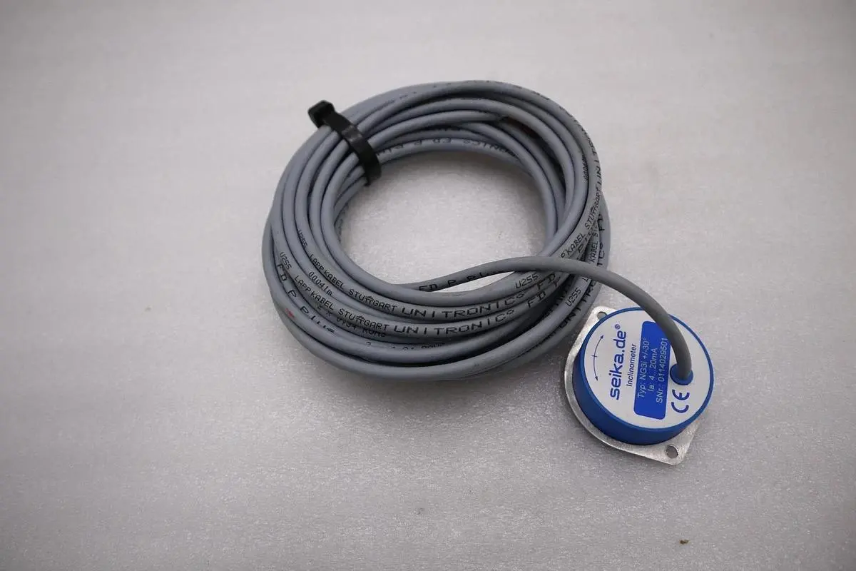 NEW OPEN BOX SEIKA NG3I Precision Inclinometer, ±30° ; 4-20mA STK H1009A