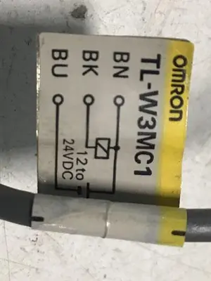 USED OMRON TL-W3MC1