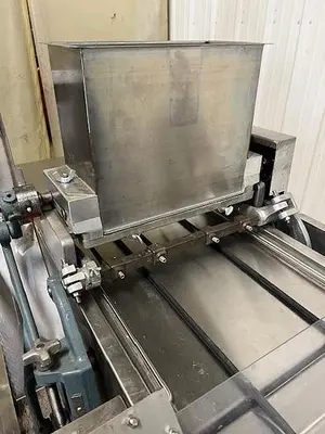 USED 2010 MAGNA MIXER 17F-SX3-G