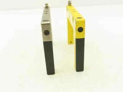 Banner SLM80P6Q Fork Slot Proximity Sensor Fixed-Distance 80mm Width  Lot of 2
