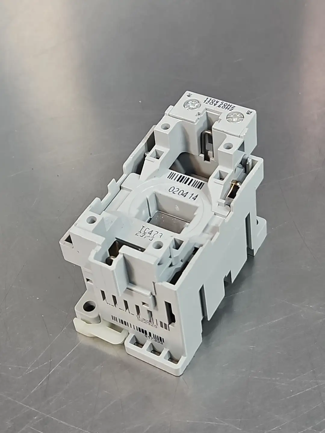 Allen-Bradley TC473 120V Coil + Contact Block loc4C40