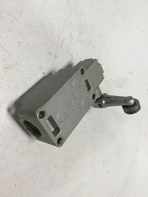 USED YAMATAKE 1LS1-J