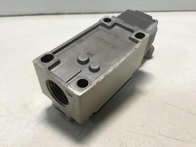USED OMRON D4B-2115N-R
