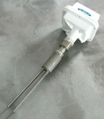NEW BINDICATOR LP11A1GC30B-12 LEVEL TRANSMITTER LP11A1GC30B12