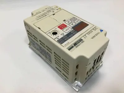 USED YASKAWA CIMR-J7AA20P2