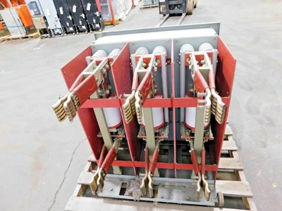 Used Powell 15PV750-1 Circuit Breakers Ohio US | Equipment Recovery Corp. #1329778