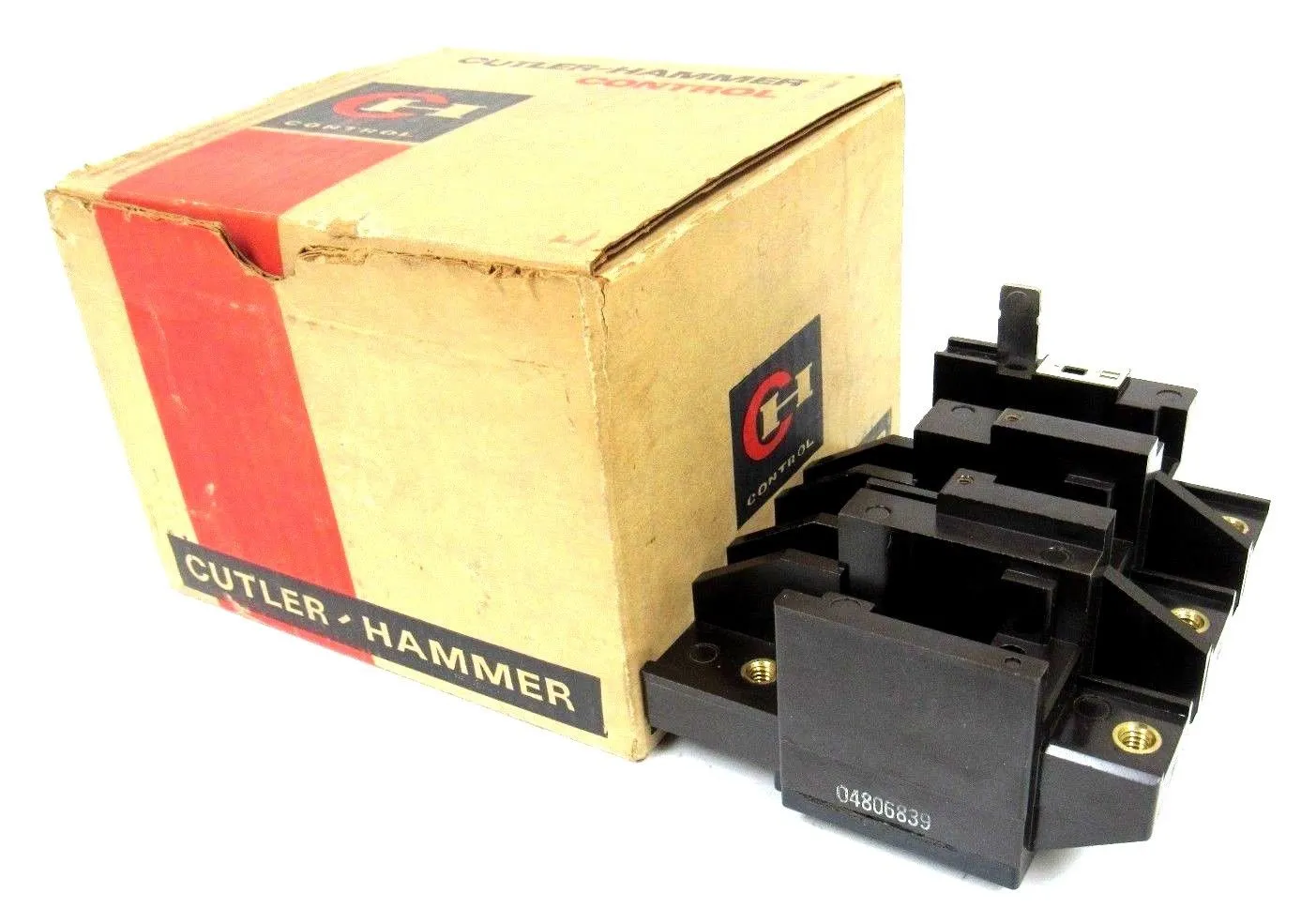 NEW CUTLER HAMMER 04806839 OVERLOAD RELAY