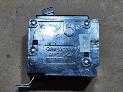 Used CUTLER-HAMMER QBHW2020 Switchgears British Columbia CA | Lenmark #1438573