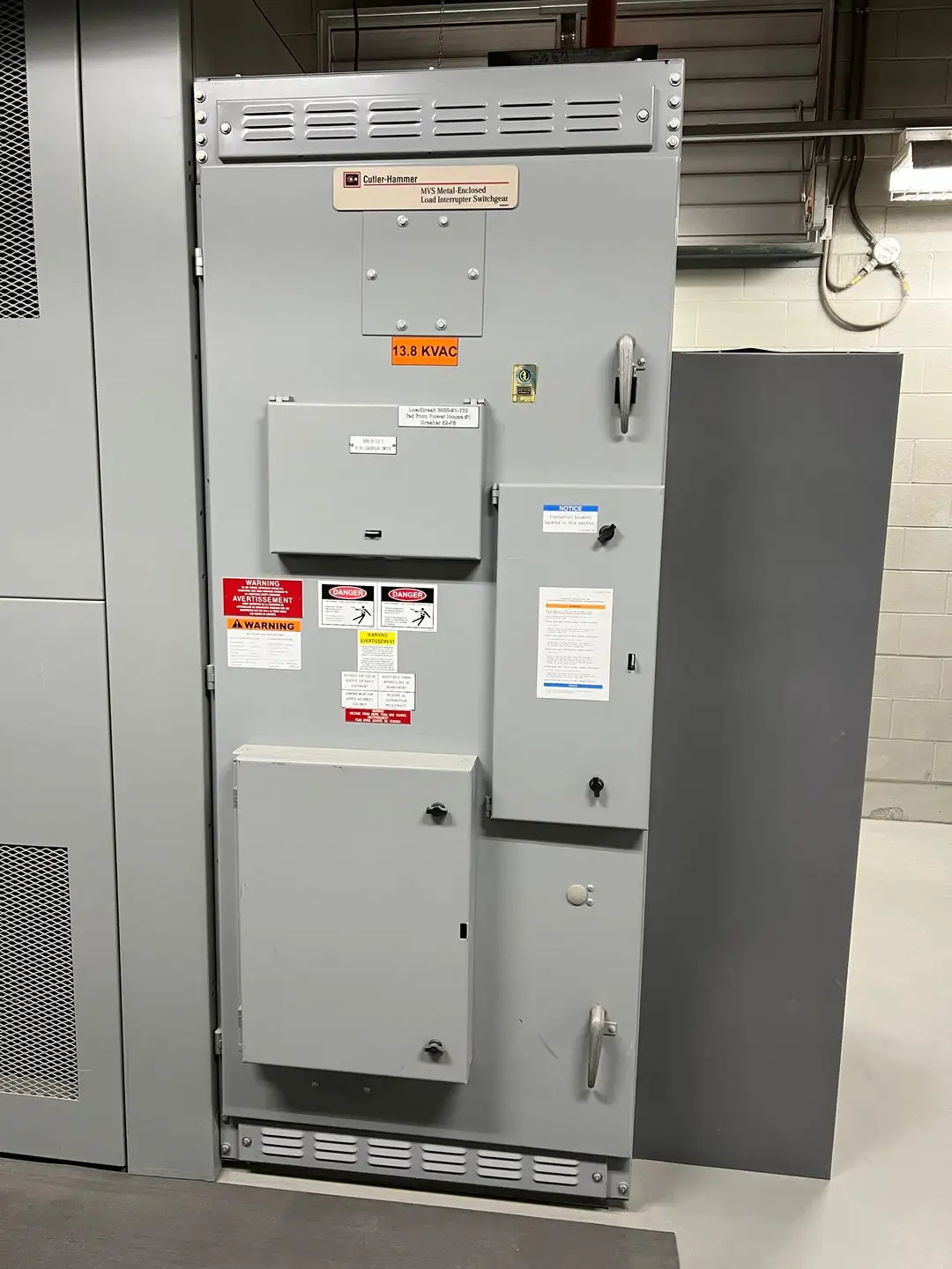 MVS 13.8kV Load Interrupter Switch