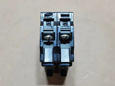 Used COMMANDER QBH220 Switchgears British Columbia CA | Lenmark #1438507