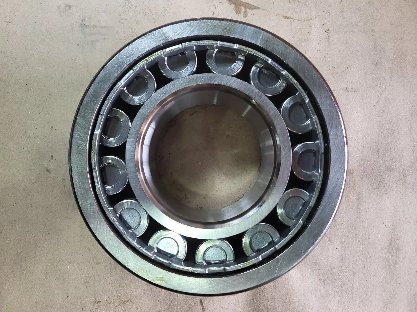 NEW SKF NU 2318 ECJ
