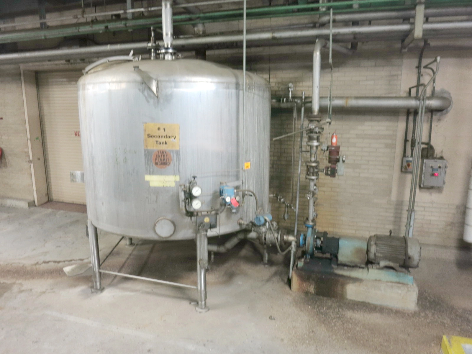 1800 Gal Secondary Tank 8'dia x 5'H
