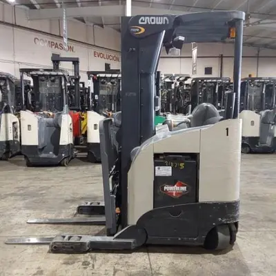 USED 2016 CROWN RR5725-45