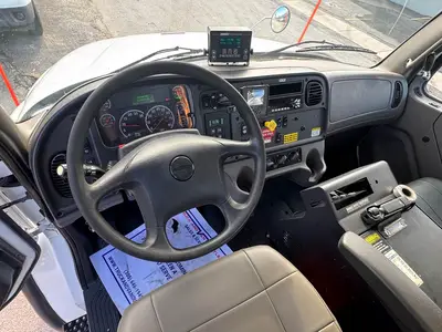 Used 2018 FREIGHTLINER M2 106 Tractors & Trailers Florida US | Truck and Van Outlet #1506268