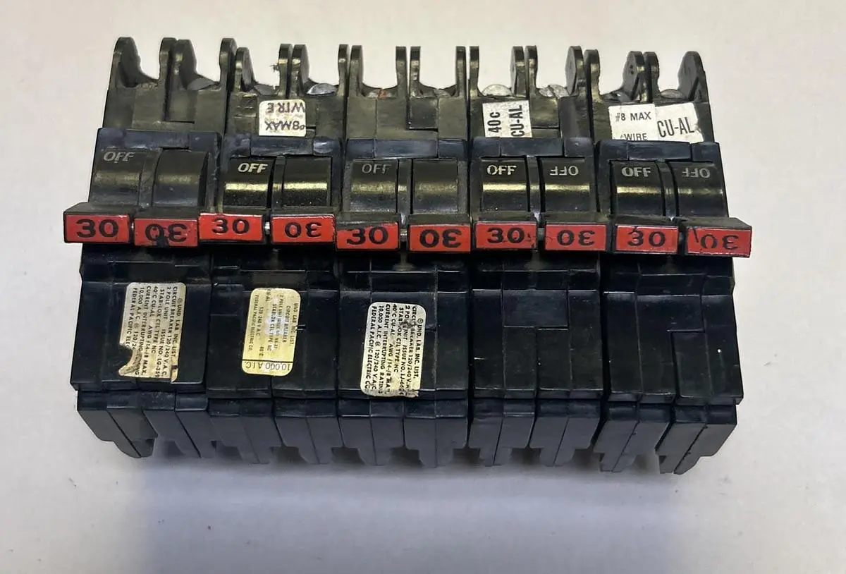 Used FEDERAL PACIFIC NC230 Miscellaneous Equipment (Electrical & Power) | Surplus Asset Holdings #1196617