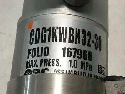 USED SMC CDG1KWBN32-30