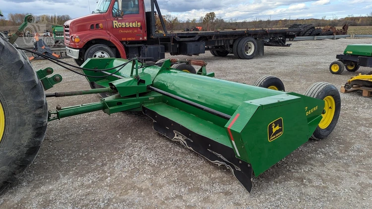 Used JOHN DEERE 27 Flail Mowers | Rosseel's Equipment Inc #720587