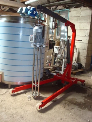 Mobile 150 Kilo Stirrer Crane