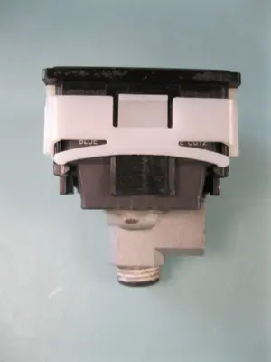 USED KEYENCE AP-C33K