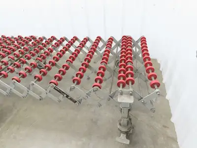 NestaFlex 376  30"W x 12' 8" Expandable Gravity Flex Conveyor Plastic Skatewheel