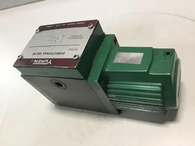 USED YUKEN DSG-03-2B3-R0115-4025