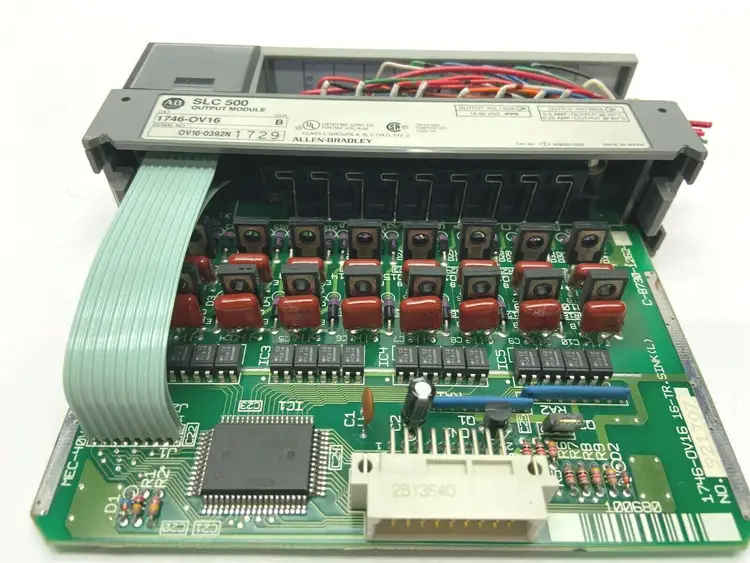 Used ALLEN-BRADLEY SER B OUTPUT MODULE SLC500 PLC Input & Output | Maverick Industrial Sales #1115936