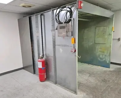 9' X 9' X 8' AMEREX PAINT SRAY BOOTH, WITH FUME COLLECTION & FIRE SUPRESSION: YOBRO #24675