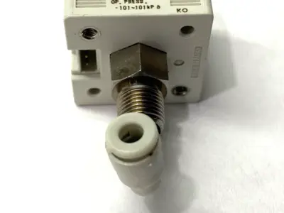 USED SMC ZSE30-01-65-M
