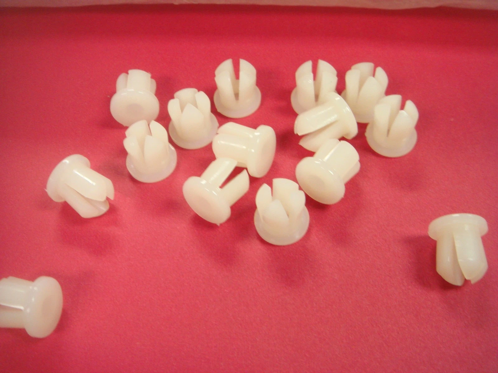 New #8 White Nylon Screw Grommet  (QTY 24)