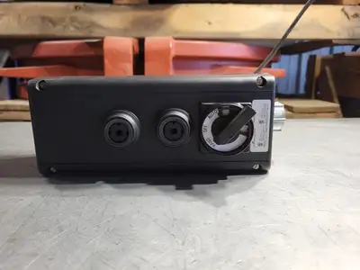 NEW CROUSE-HINDS CHG434