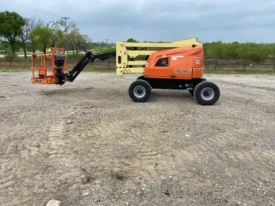 USED 2016 JLG 450AJ