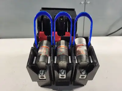 Disconnect Switch with 40 Amp Fuse AJT40