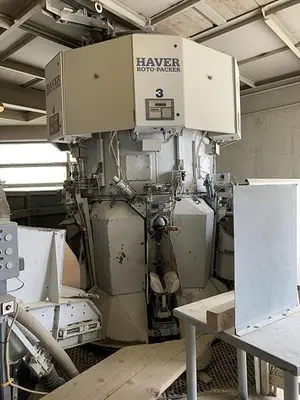 HAVER & BOECKER  6 Nozzle Bagging plant