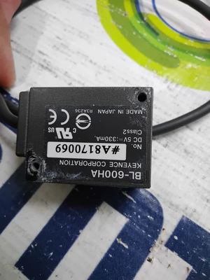 USED KEYENCE BL-600HA