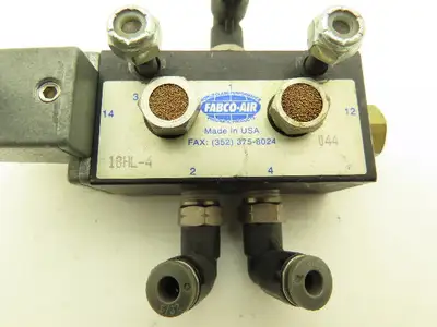 Fabco-Air 18HL-4 4-Way Hand Lever Actuated Pneumatic Directional Control Valve