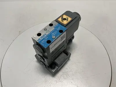 USED VICKERS DG4V-3-2AL-M-U-HL7-60