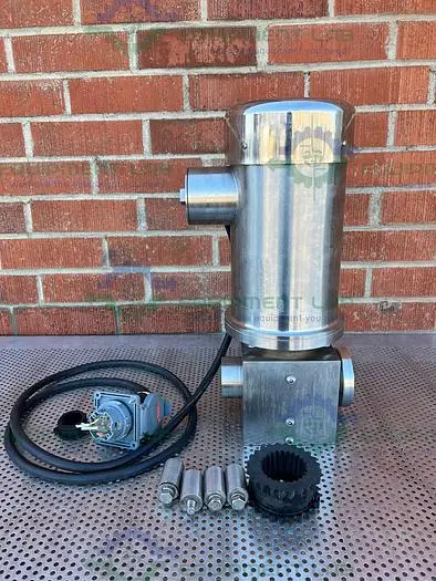 Used STAINLESS MOTORS PG2G14N04B1TG3 WASHDOWN DUTY MOTOR W/ SPIRAL BEVEL REDUCER 3PH Motors (misc) California US | Equipment Lab #485494